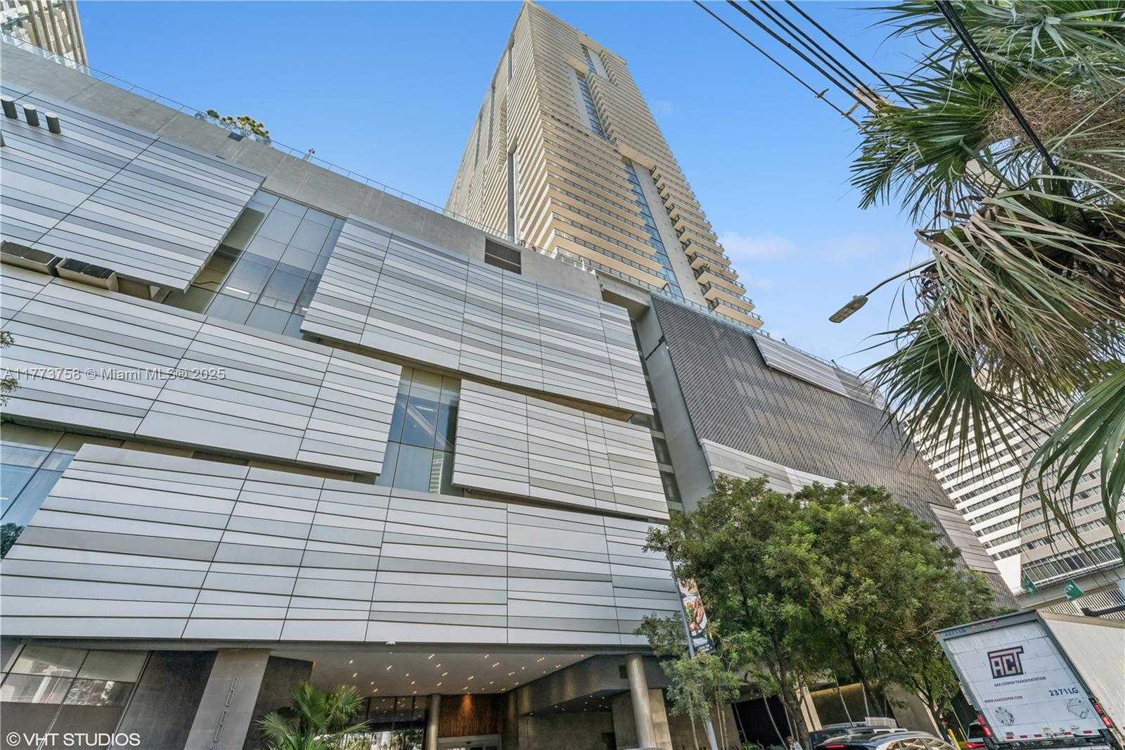 Small Image of 88 SOUTH WEST 7TH ST #1804, Miami Number 3
