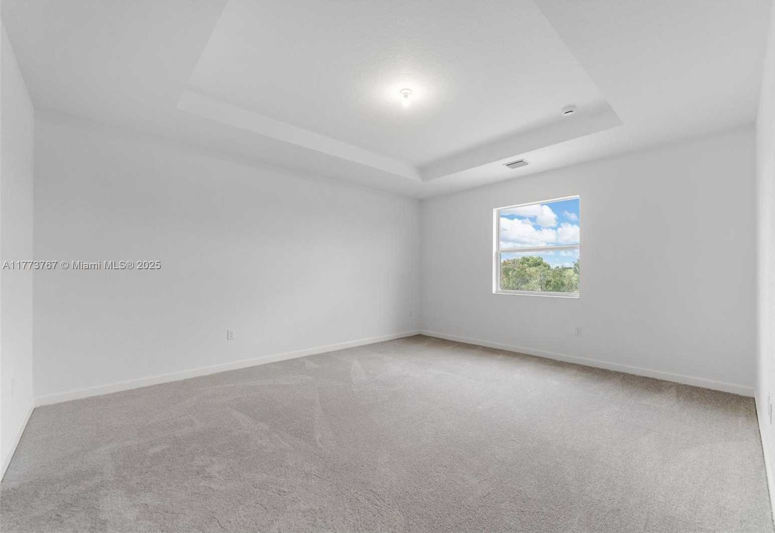 Small Image of 2700 SOUTH EAST 23 AVE, Homestead Number 17