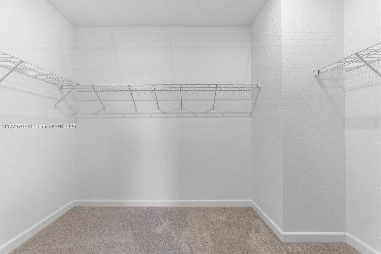 Small Image of 2700 SOUTH EAST 23 AVE, Homestead Number 20