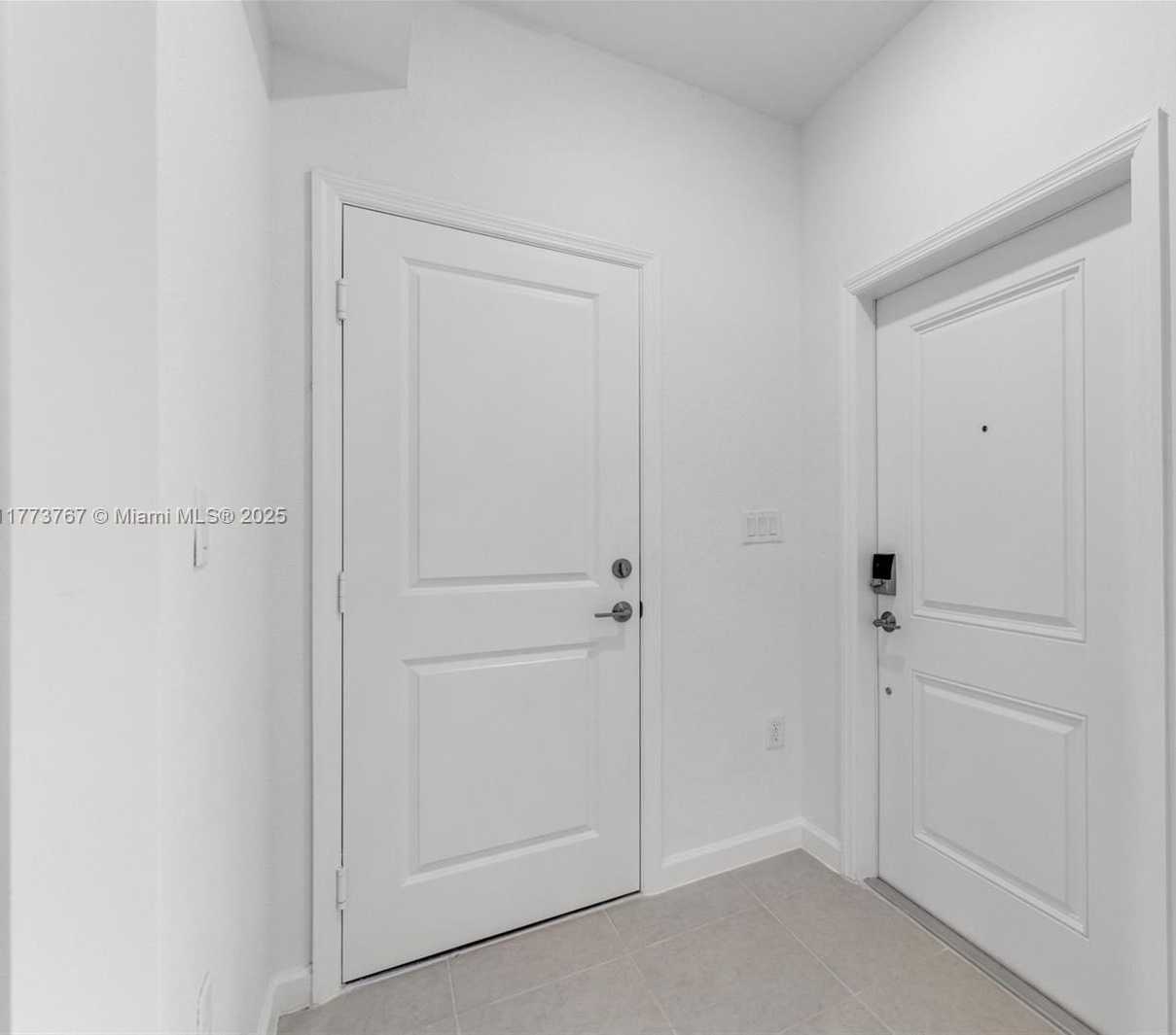 Small Image of 2700 SOUTH EAST 23 AVE, Homestead Number 39