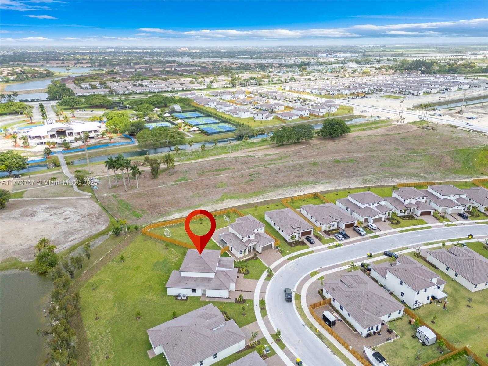 Small Image of 2700 SOUTH EAST 23 AVE, Homestead Number 57