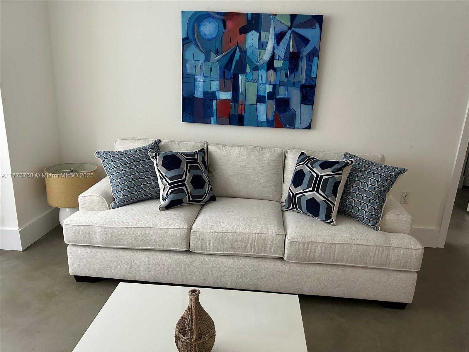 Small Image of 250 GALEN DR #25, Key Biscayne Number 8