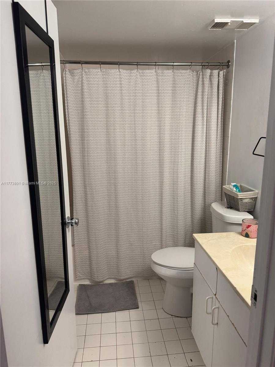 Small Image of 800 NORTH MIAMI AVE #E-1210, Miami Number 10