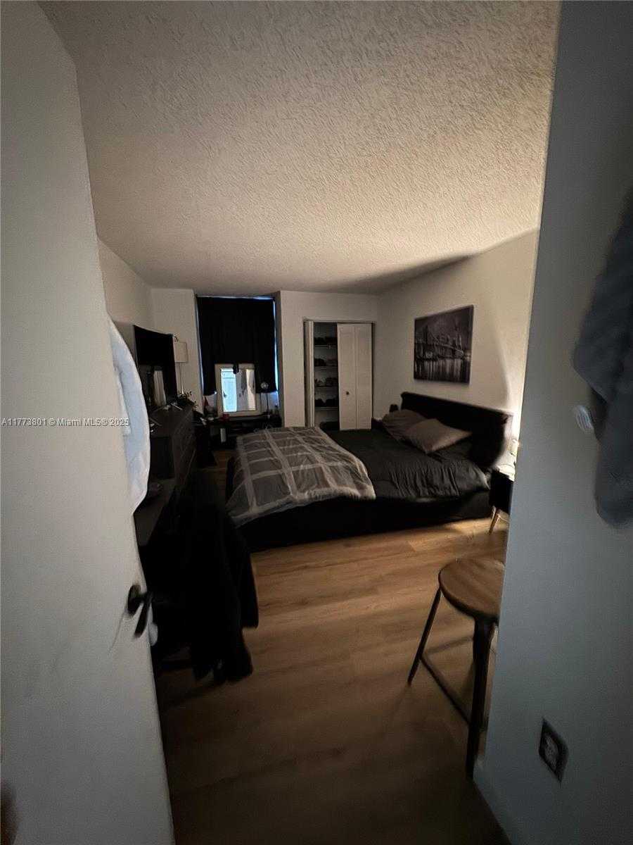 Small Image of 800 NORTH MIAMI AVE #E-1210, Miami Number 14