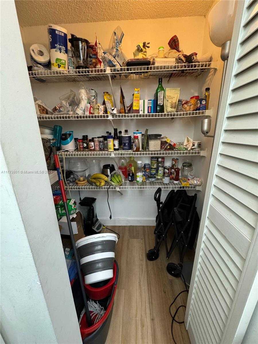 Small Image of 800 NORTH MIAMI AVE #E-1210, Miami Number 7
