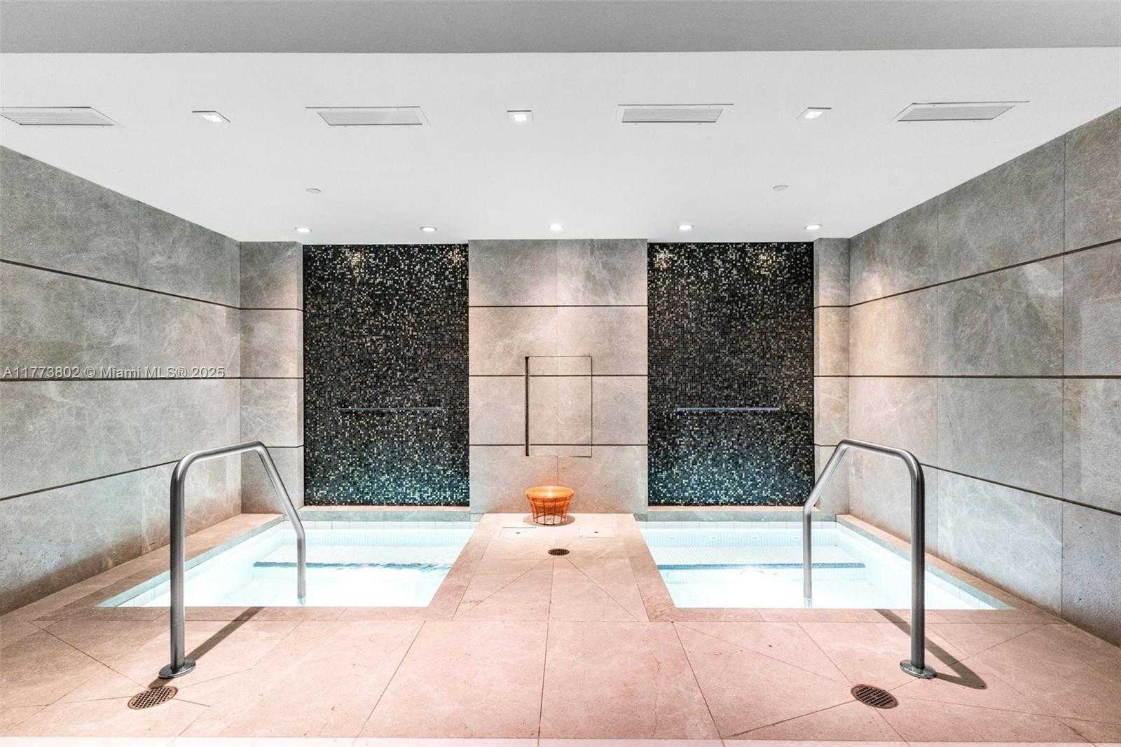 Small Image of 1010 BRICKELL AVE #2701, Miami Number 16