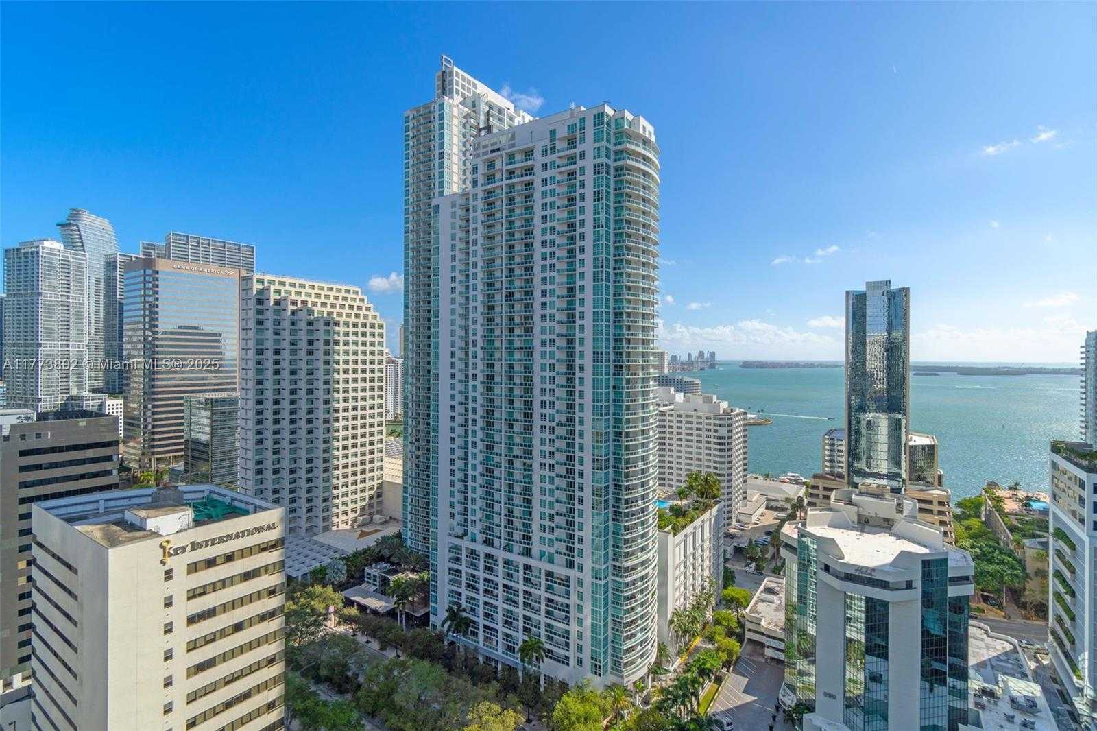 Small Image of 1010 BRICKELL AVE #2701, Miami Number 27