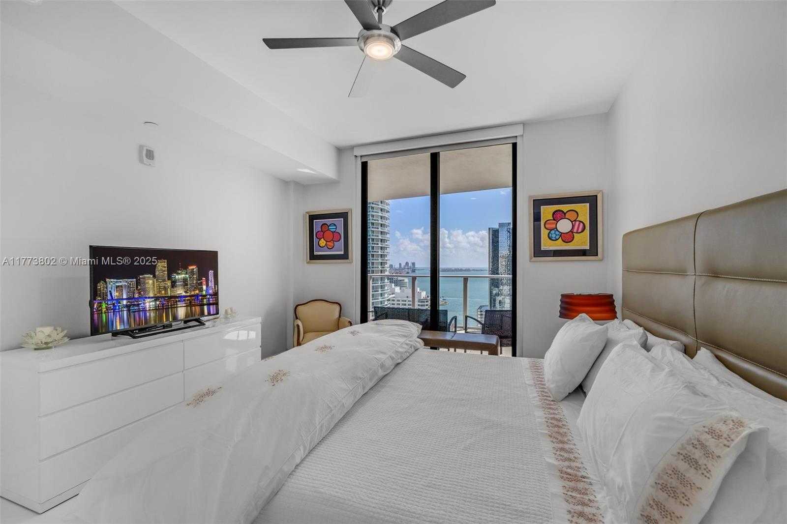 Small Image of 1010 BRICKELL AVE #2701, Miami Number 31