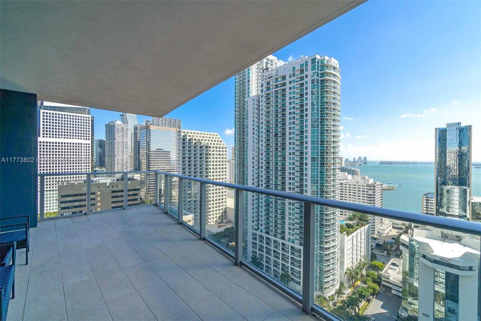 Small Image of 1010 BRICKELL AVE #2701, Miami Number 4