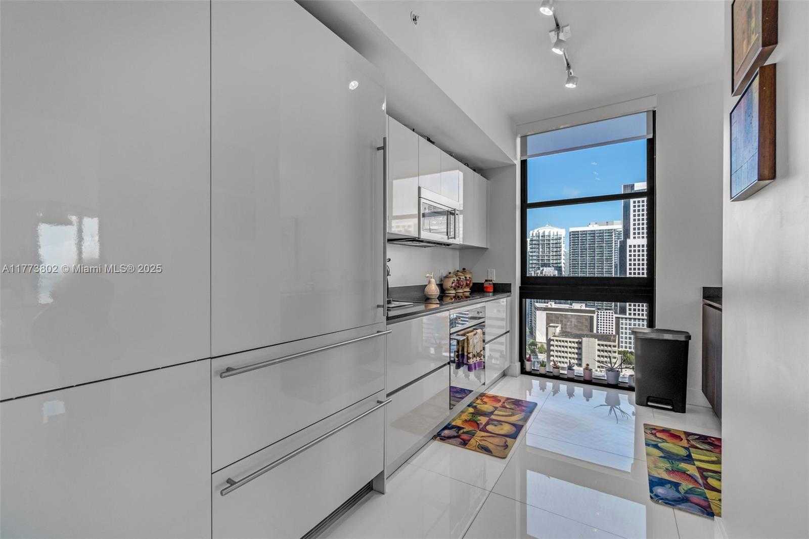 Small Image of 1010 BRICKELL AVE #2701, Miami Number 40