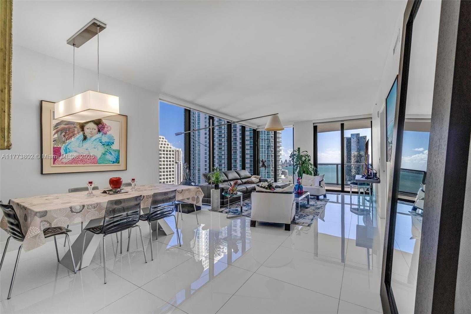 Small Image of 1010 BRICKELL AVE #2701, Miami Number 7