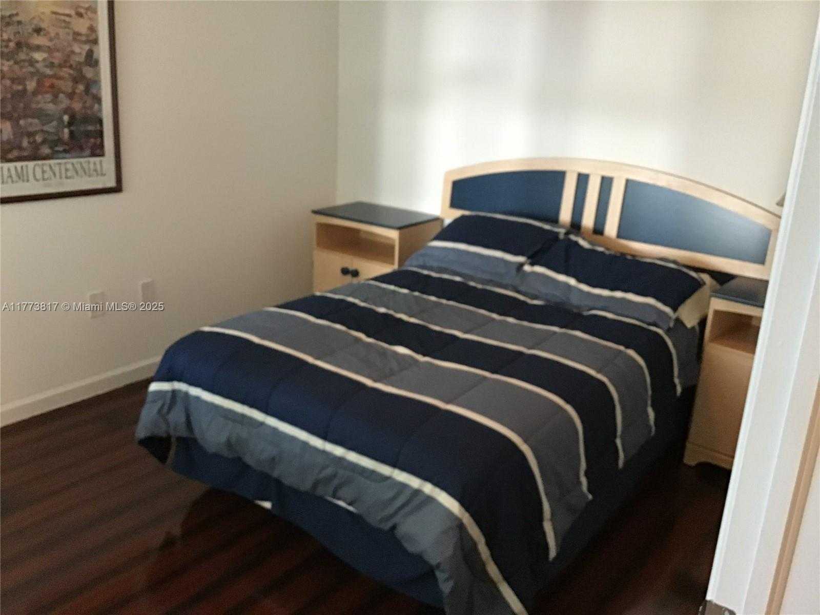 Small Image of 7914 HARBOR ISLAND DR #203, North Bay Village Number 18
