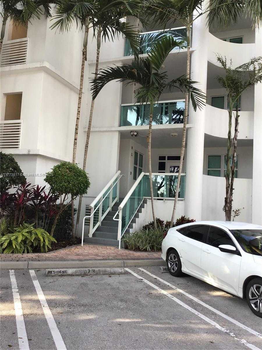 Small Image of 7914 HARBOR ISLAND DR #203, North Bay Village Number 21