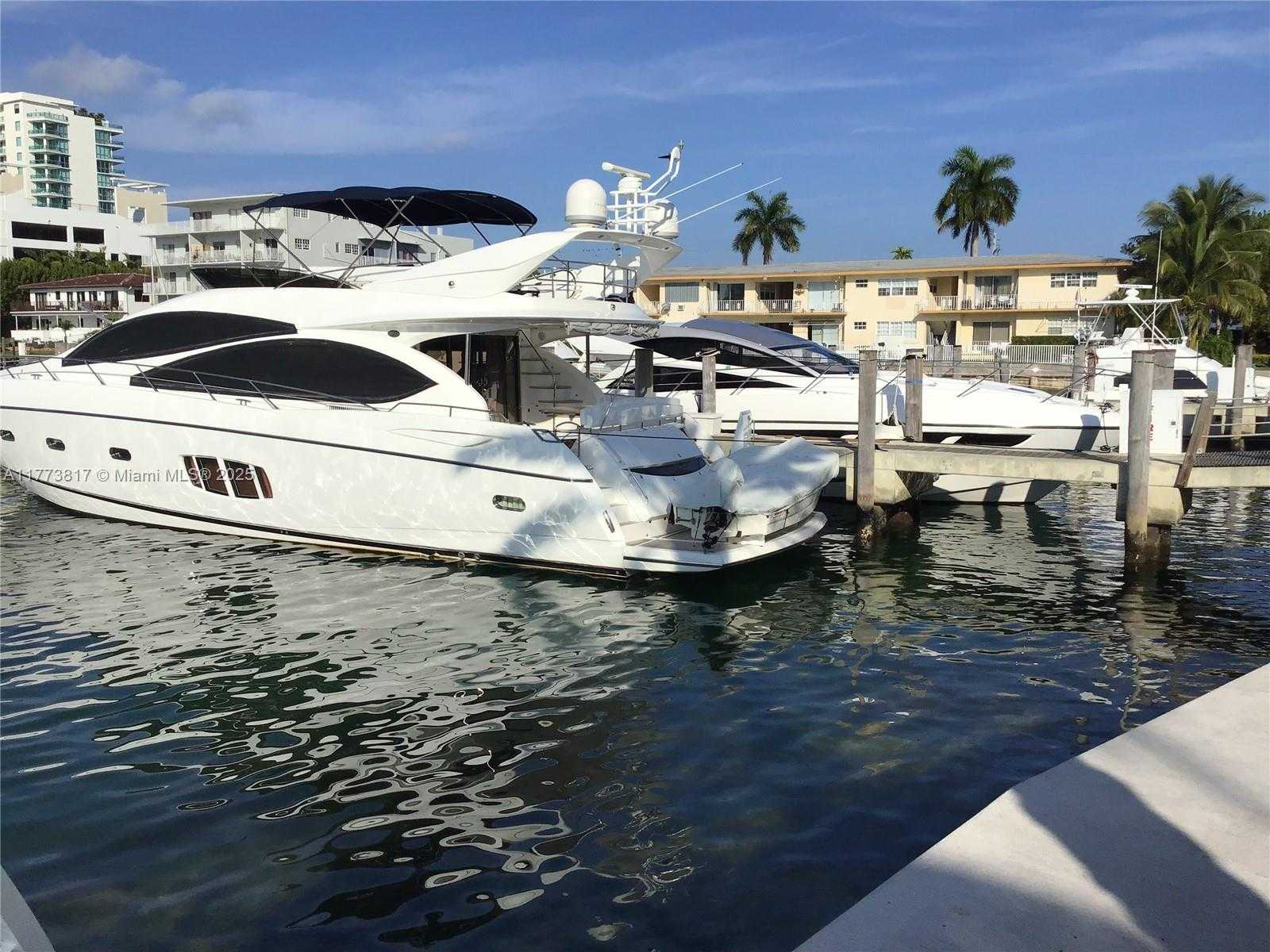 Small Image of 7914 HARBOR ISLAND DR #203, North Bay Village Number 25