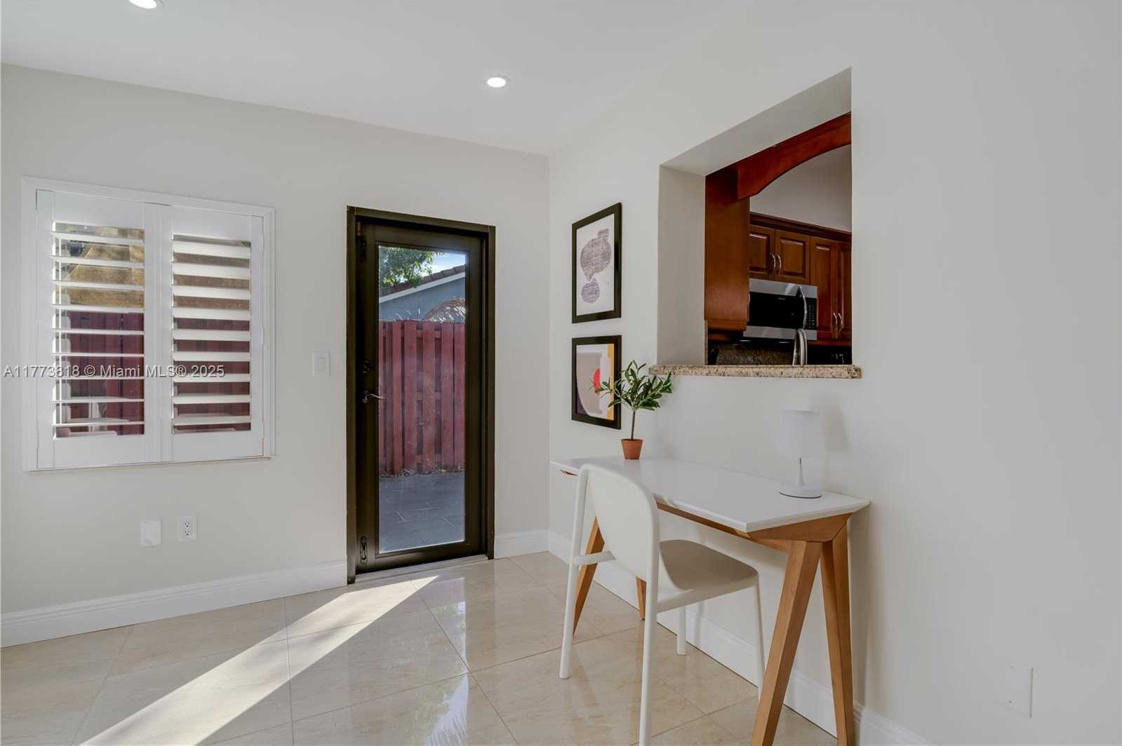 Small Image of 14517 SOUTH WEST 98TH TER, Miami Number 14