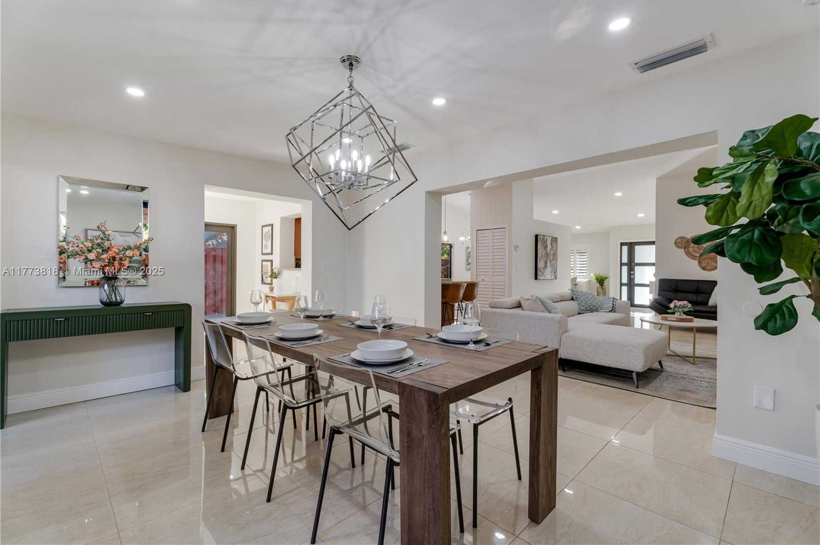 Small Image of 14517 SOUTH WEST 98TH TER, Miami Number 16