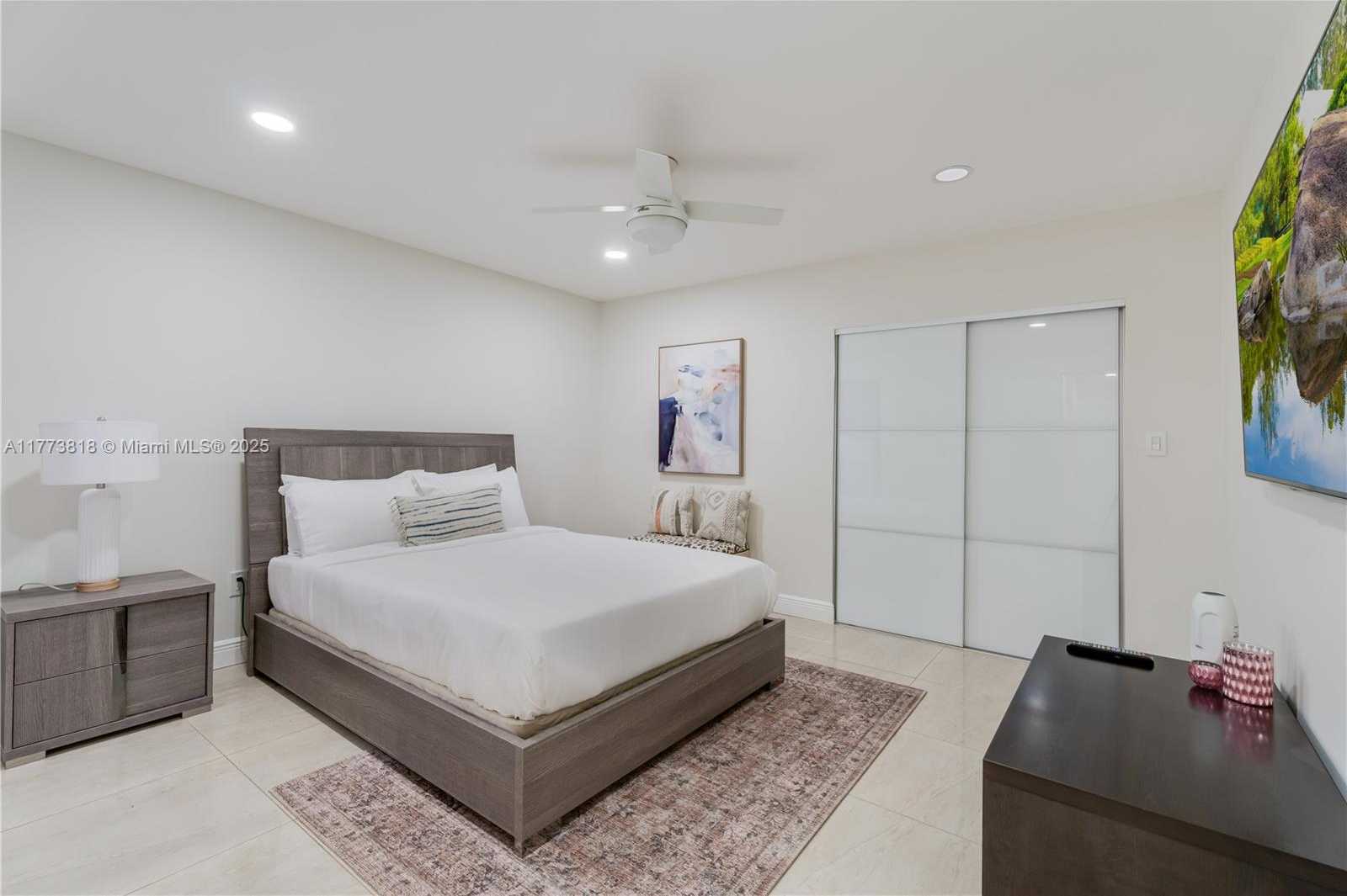 Small Image of 14517 SOUTH WEST 98TH TER, Miami Number 18