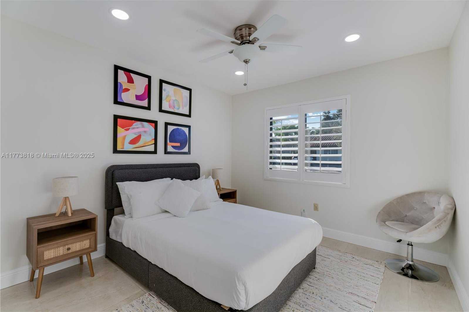 Small Image of 14517 SOUTH WEST 98TH TER, Miami Number 25