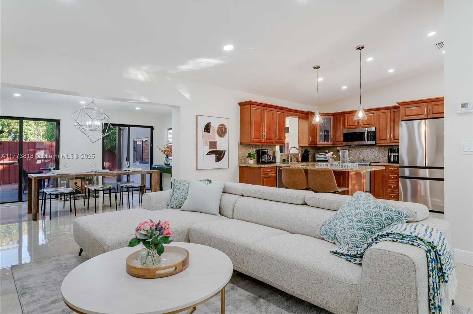 Small Image of 14517 SOUTH WEST 98TH TER, Miami Number 8
