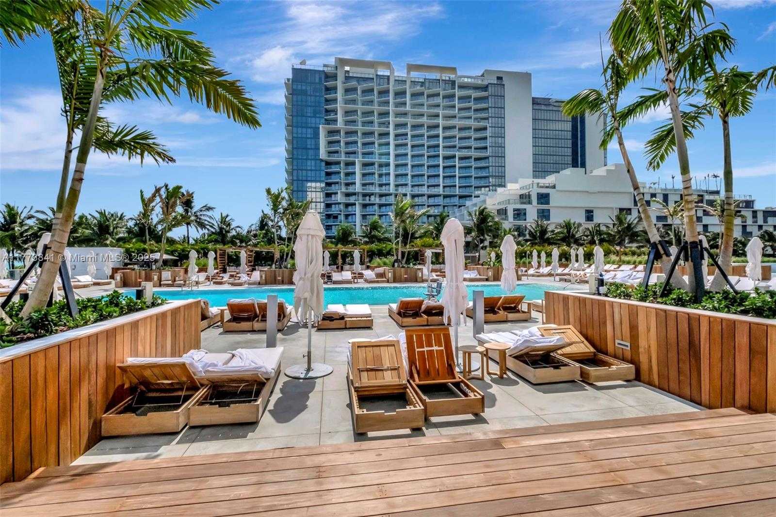 Small Image of 2301 COLLINS AVE #1502, Miami Beach Number 19