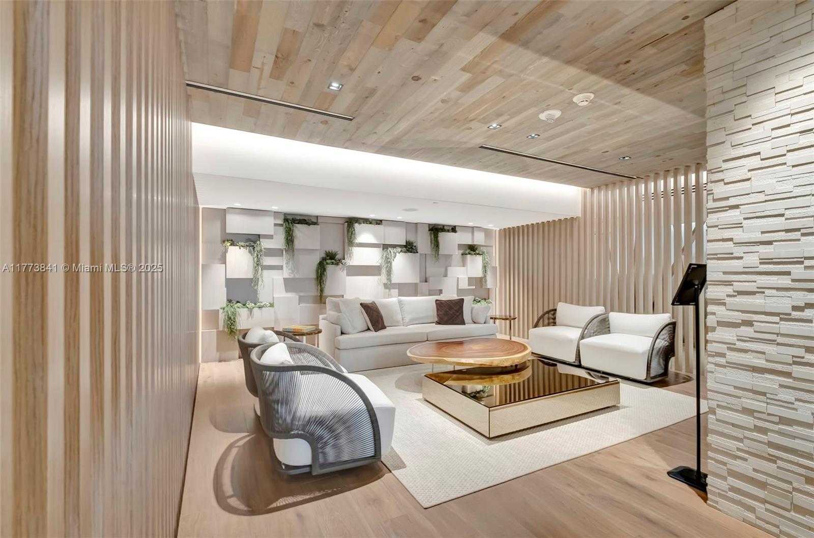 Small Image of 2301 COLLINS AVE #1502, Miami Beach Number 24