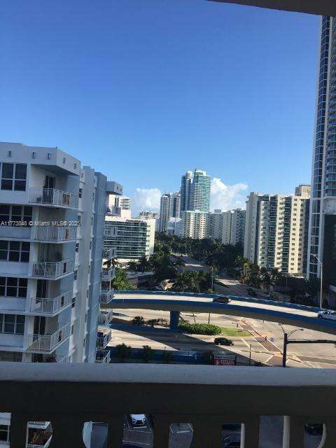 Small Image of 1825 SOUTH OCEAN DR #1002, Hallandale Beach Number 15