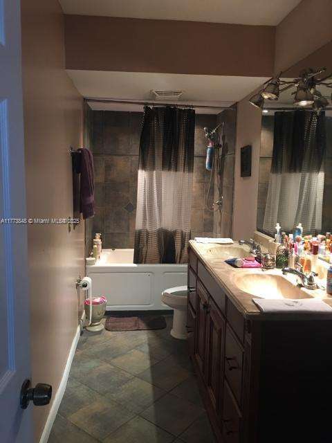 Small Image of 1825 SOUTH OCEAN DR #1002, Hallandale Beach Number 18
