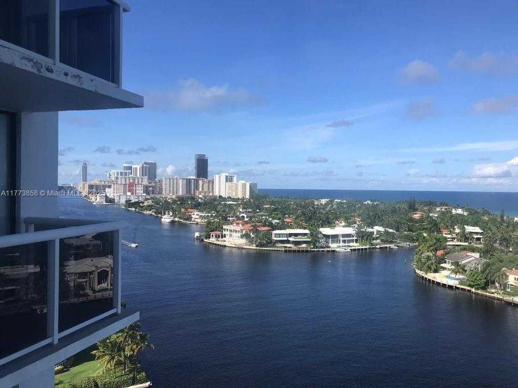 Small Image of 20515 E Country Club Dr, Aventura, FL 33180, USA Number 2