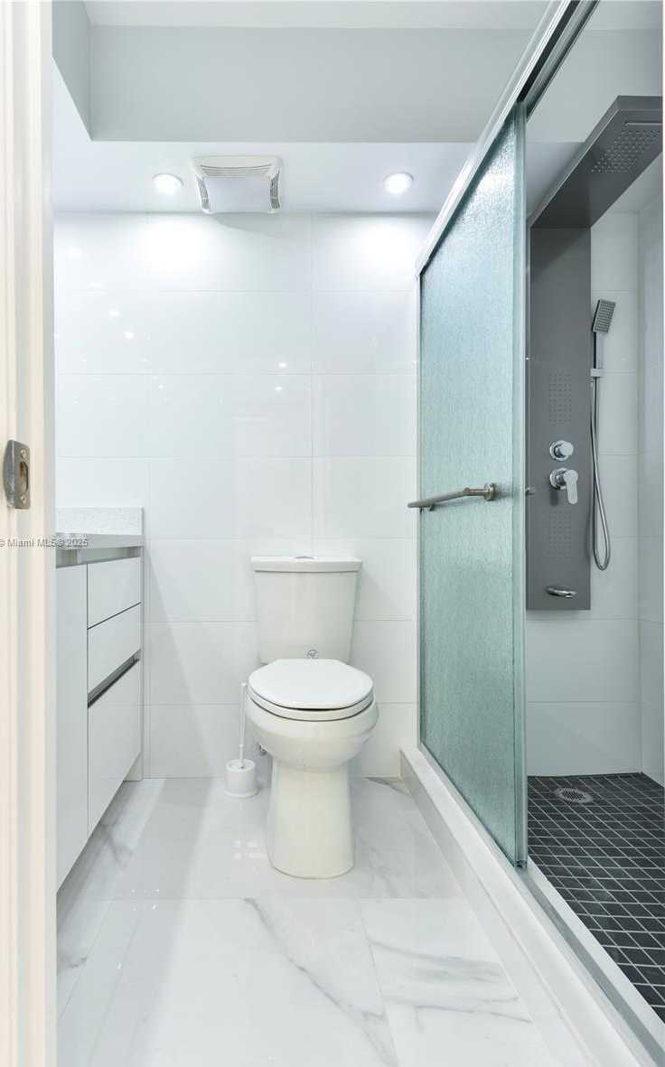Small Image of 251 174TH ST #510, Sunny Isles Beach Number 7