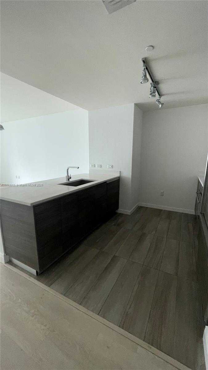 Small Image of 1100 SOUTH MIAMI AVE #1703, Miami Number 16