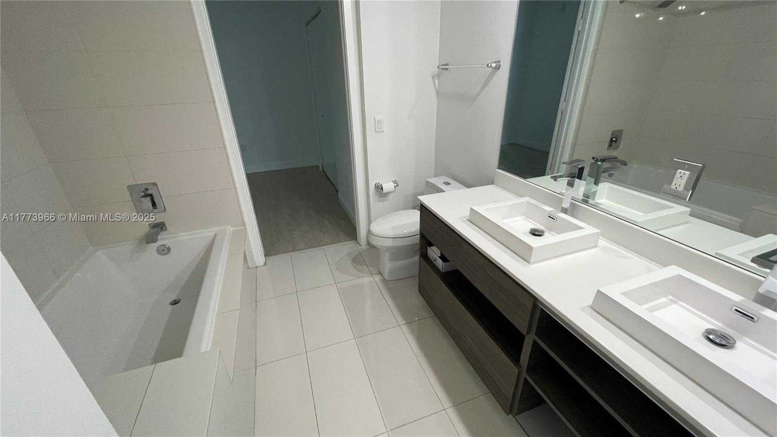 Small Image of 1100 SOUTH MIAMI AVE #1703, Miami Number 31