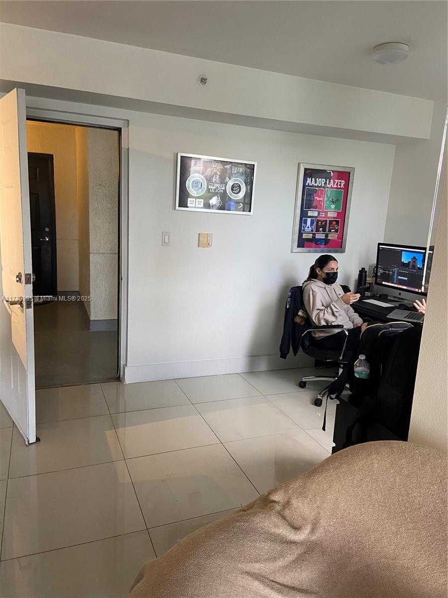 Small Image of 4400 NORTH WEST 107TH AVE #106, Doral Number 16