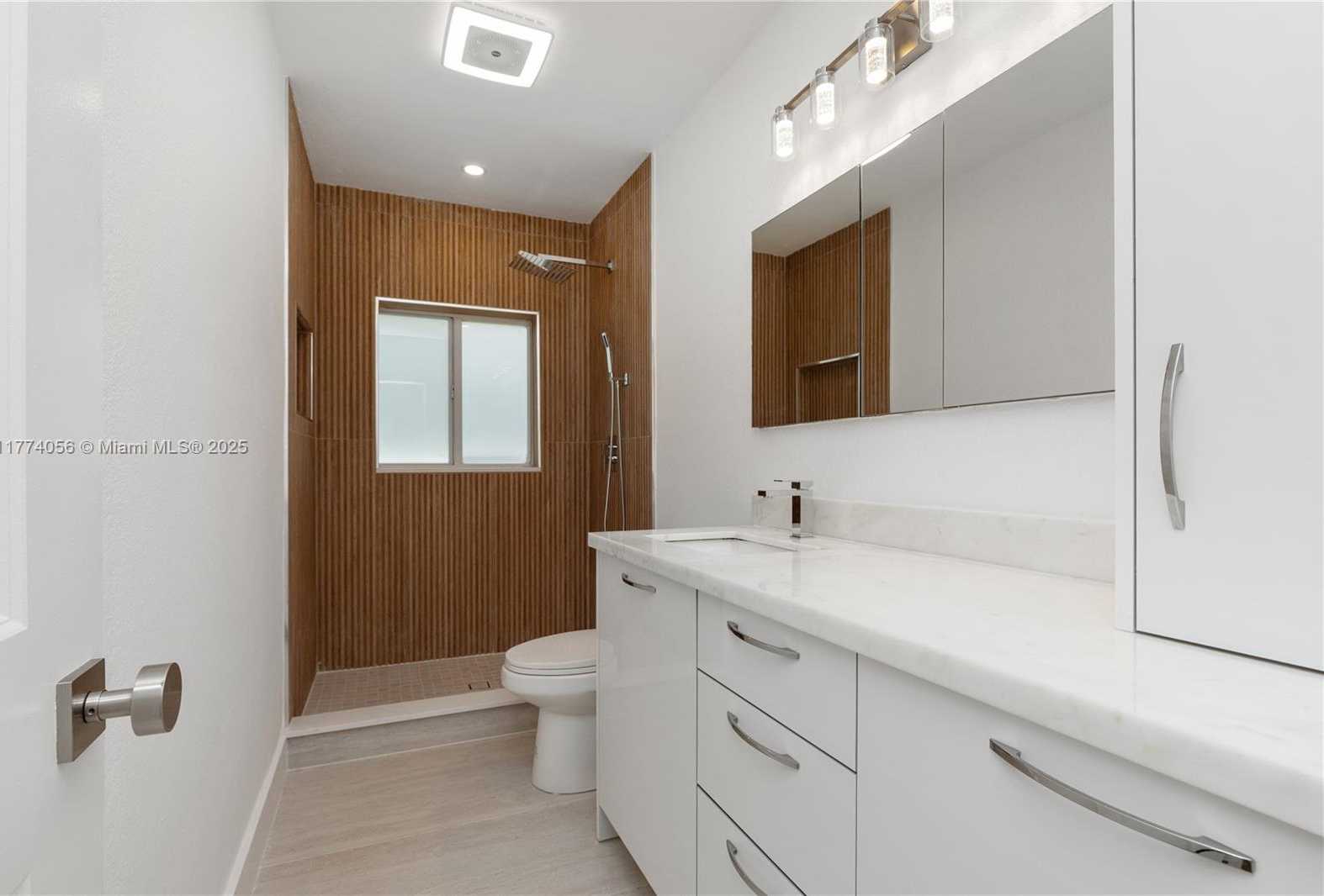 Small Image of 4730 INGRAHAM TER #-, Coral Gables Number 23