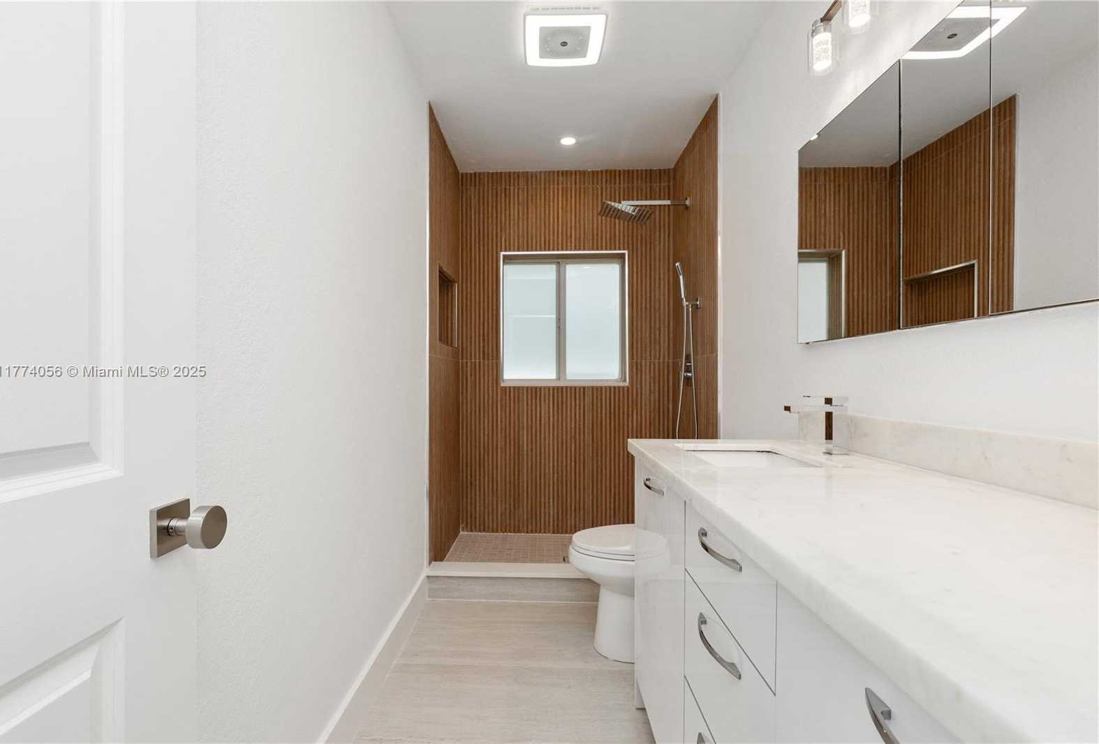 Small Image of 4730 INGRAHAM TER #-, Coral Gables Number 49