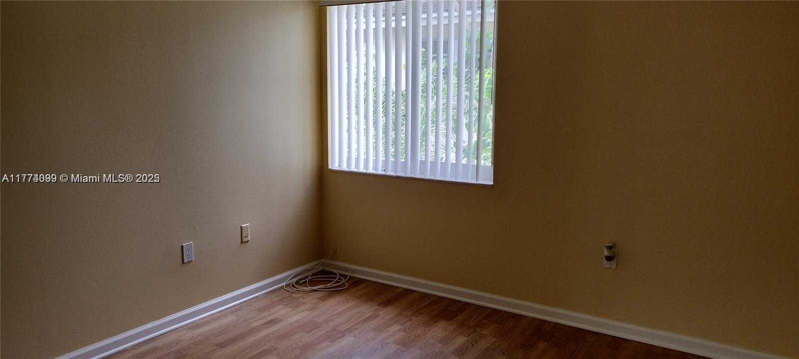 Small Image of 1235 MARIPOSA AVE #10, Coral Gables Number 27
