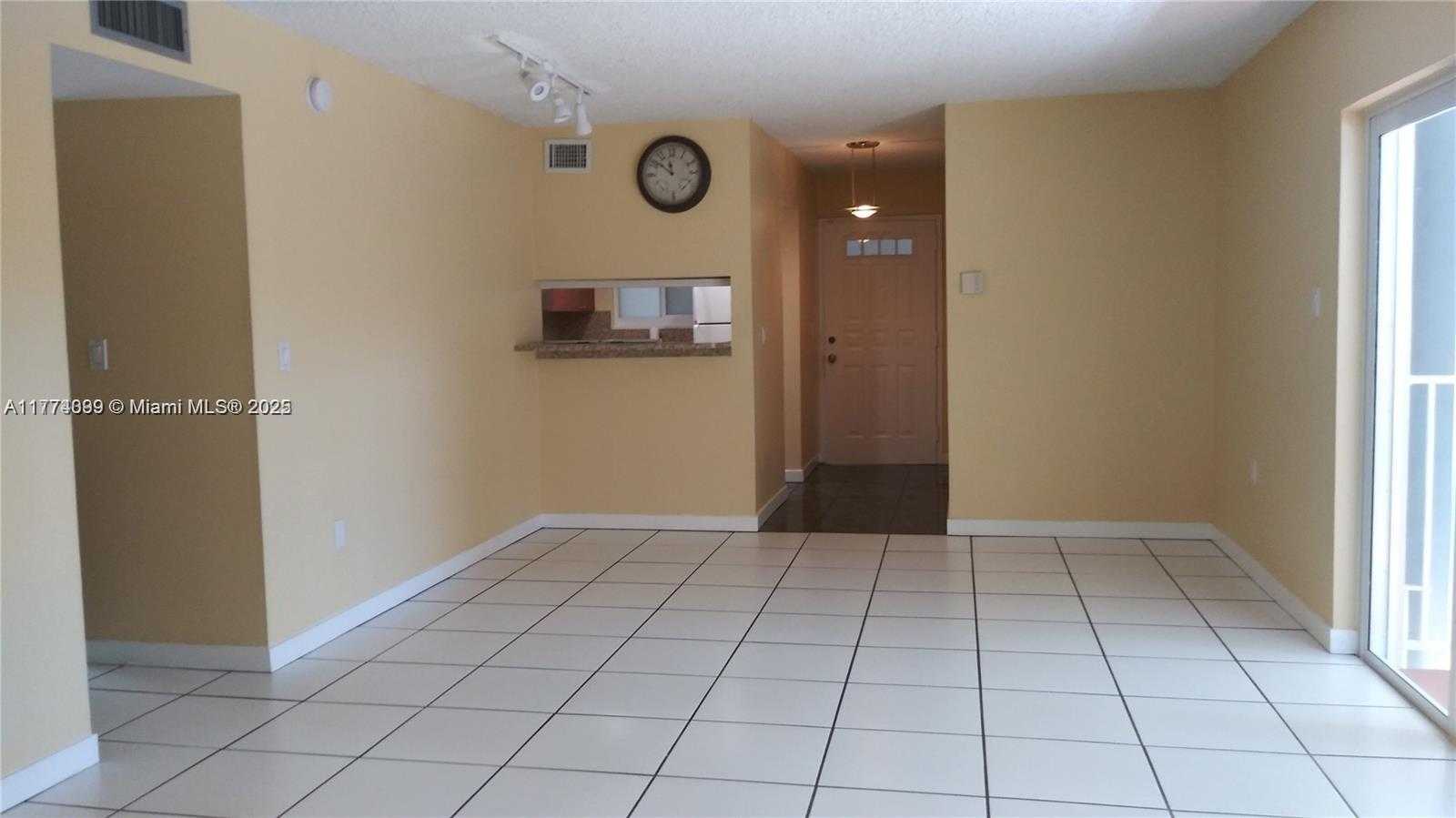 Small Image of 1235 MARIPOSA AVE #10, Coral Gables Number 5