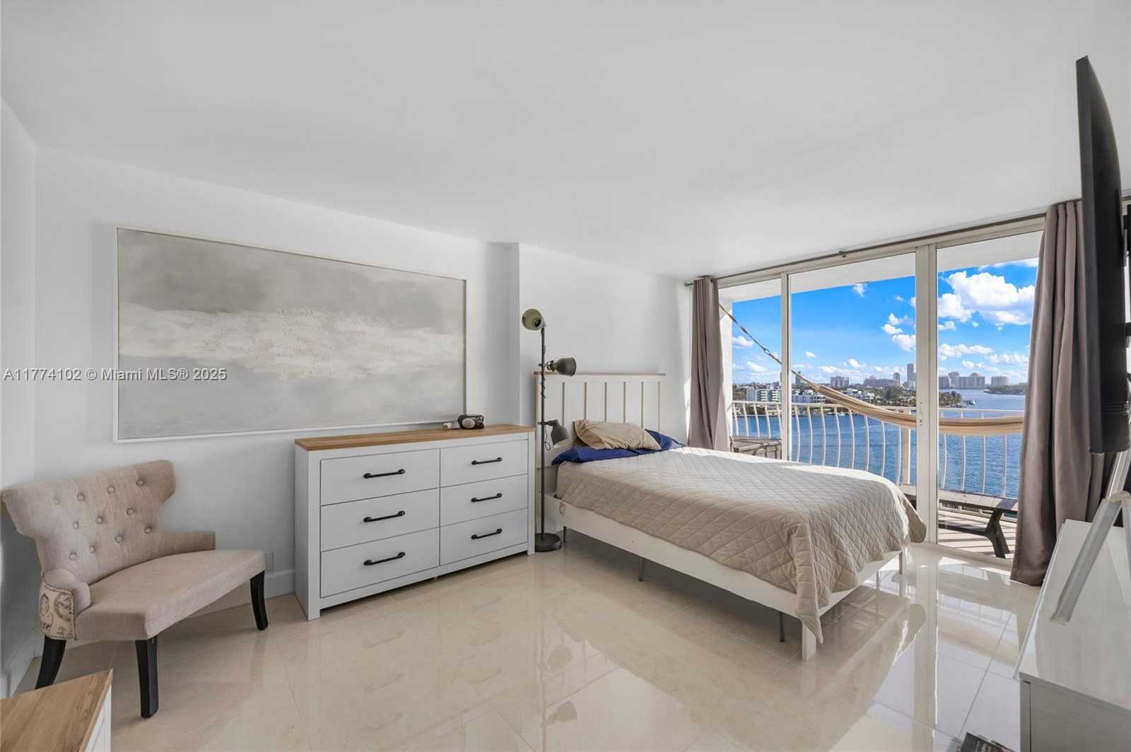 Small Image of 7601 EAST TREASURE DR #1119, North Bay Village Number 14