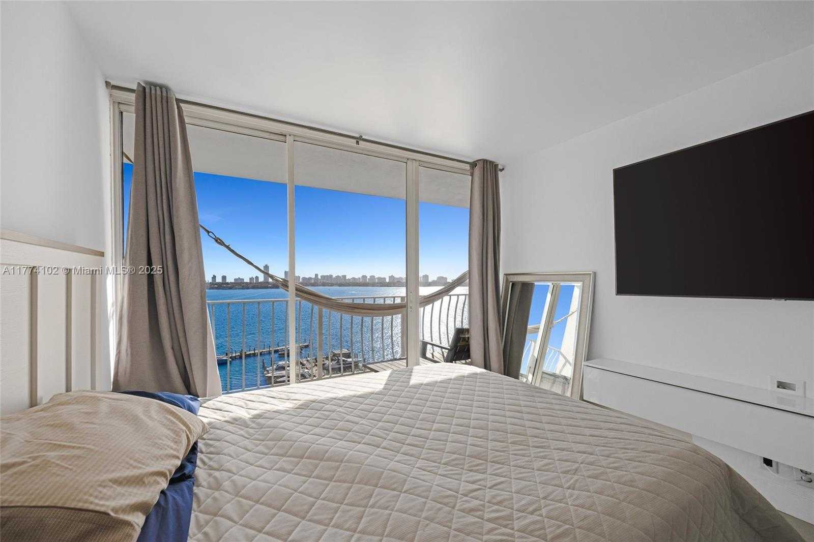 Small Image of 7601 EAST TREASURE DR #1119, North Bay Village Number 16