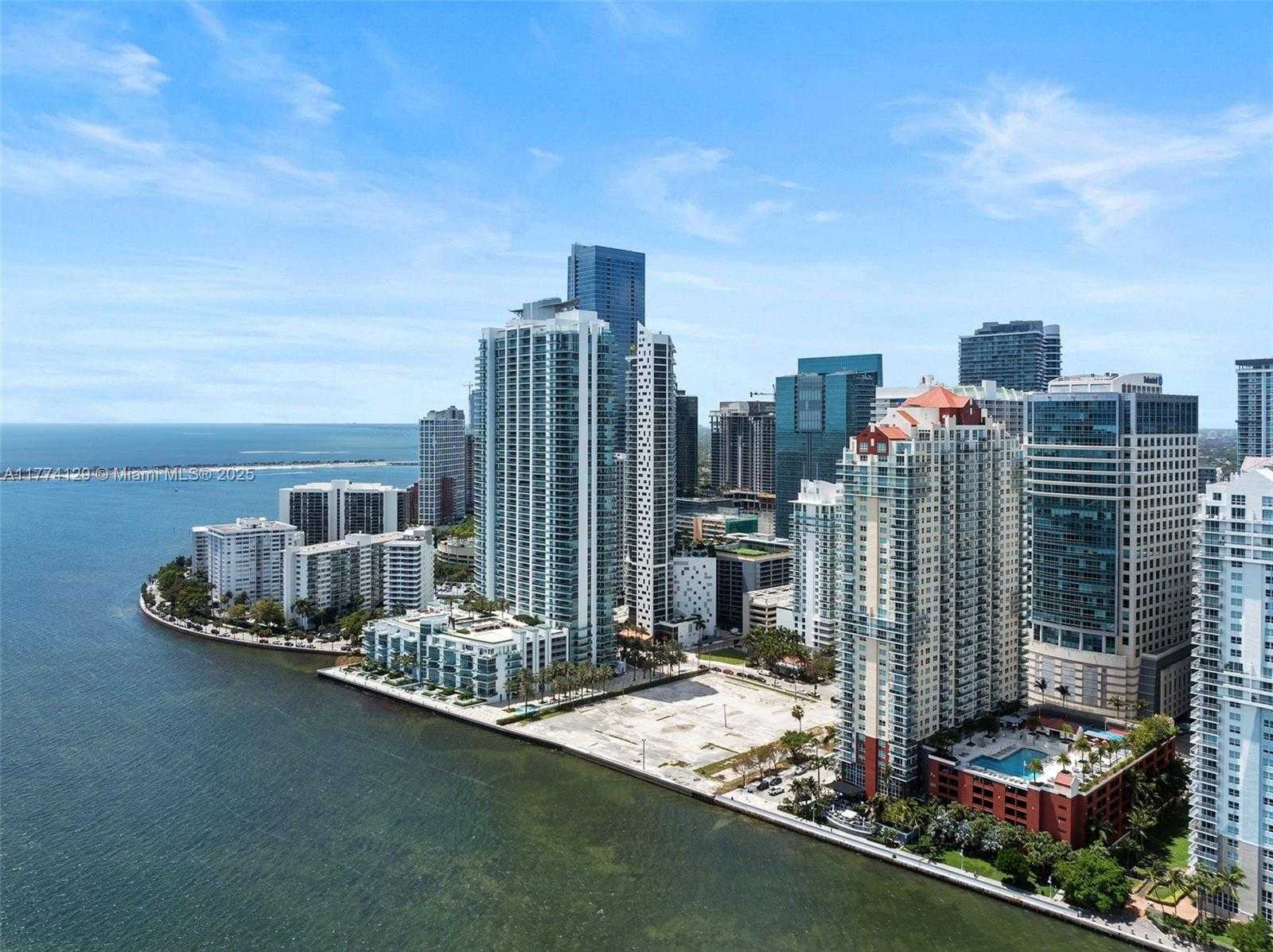 Small Image of 1155 BRICKELL BAY DR #1001, Miami Number 2