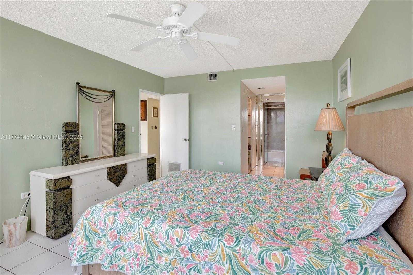 Small Image of 3111 NORTH OCEAN DR #308, Hollywood Number 14