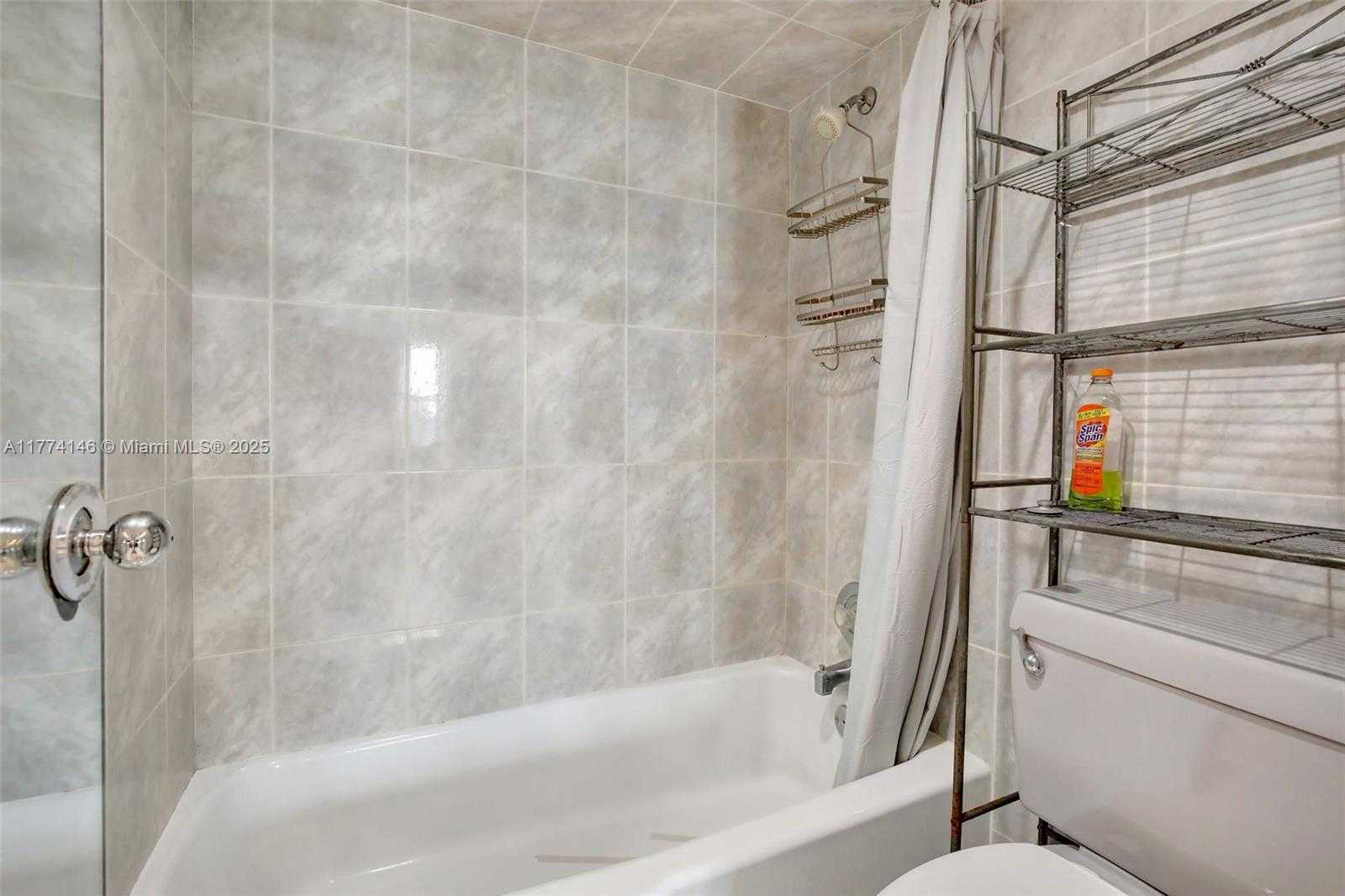 Small Image of 3111 NORTH OCEAN DR #308, Hollywood Number 20