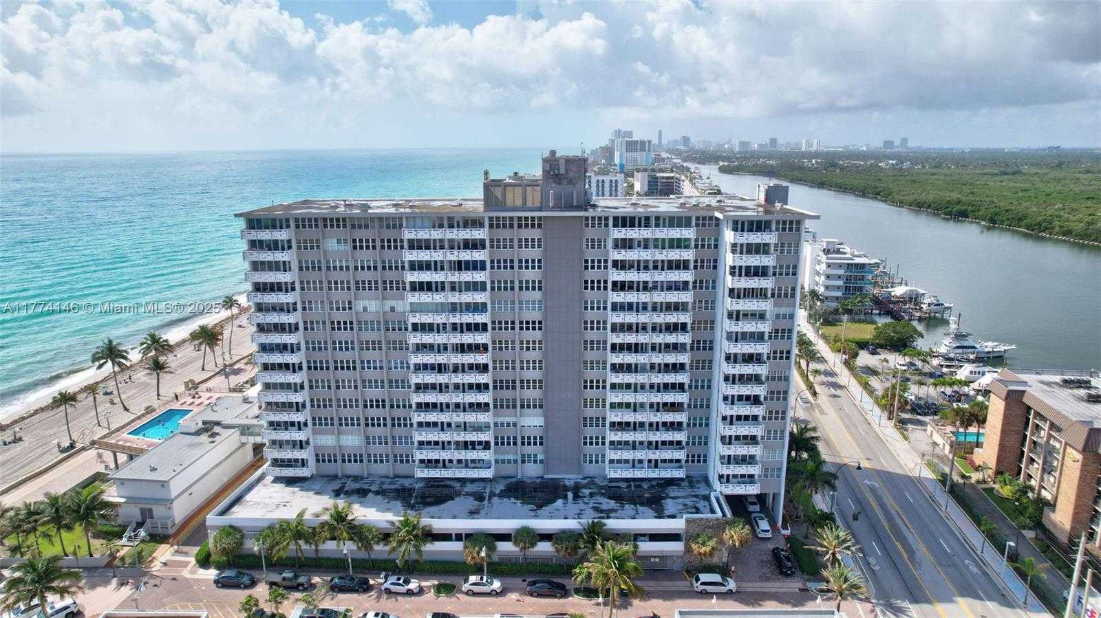 Small Image of 3111 NORTH OCEAN DR #308, Hollywood Number 27