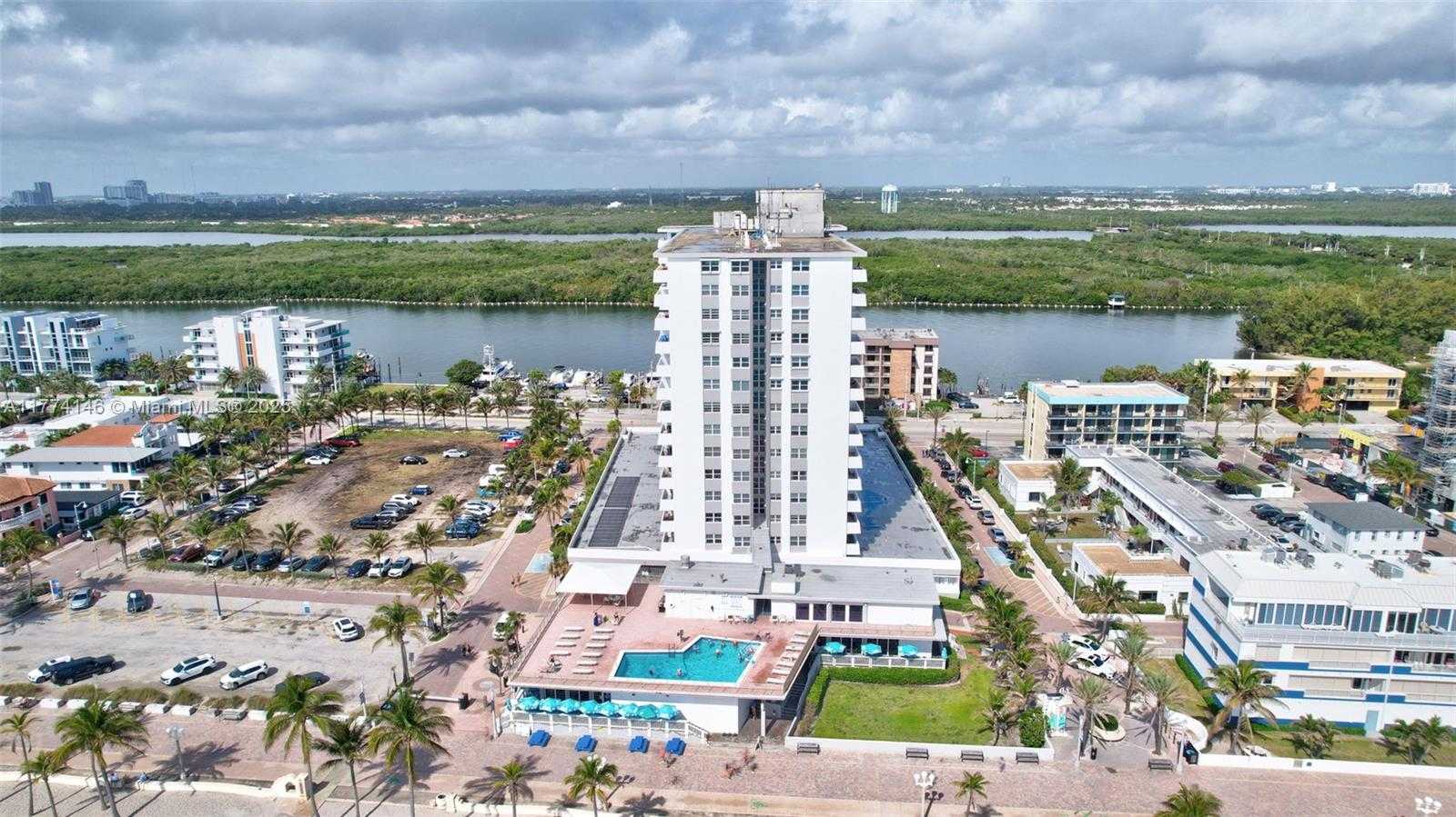 Small Image of 3111 NORTH OCEAN DR #308, Hollywood Number 29