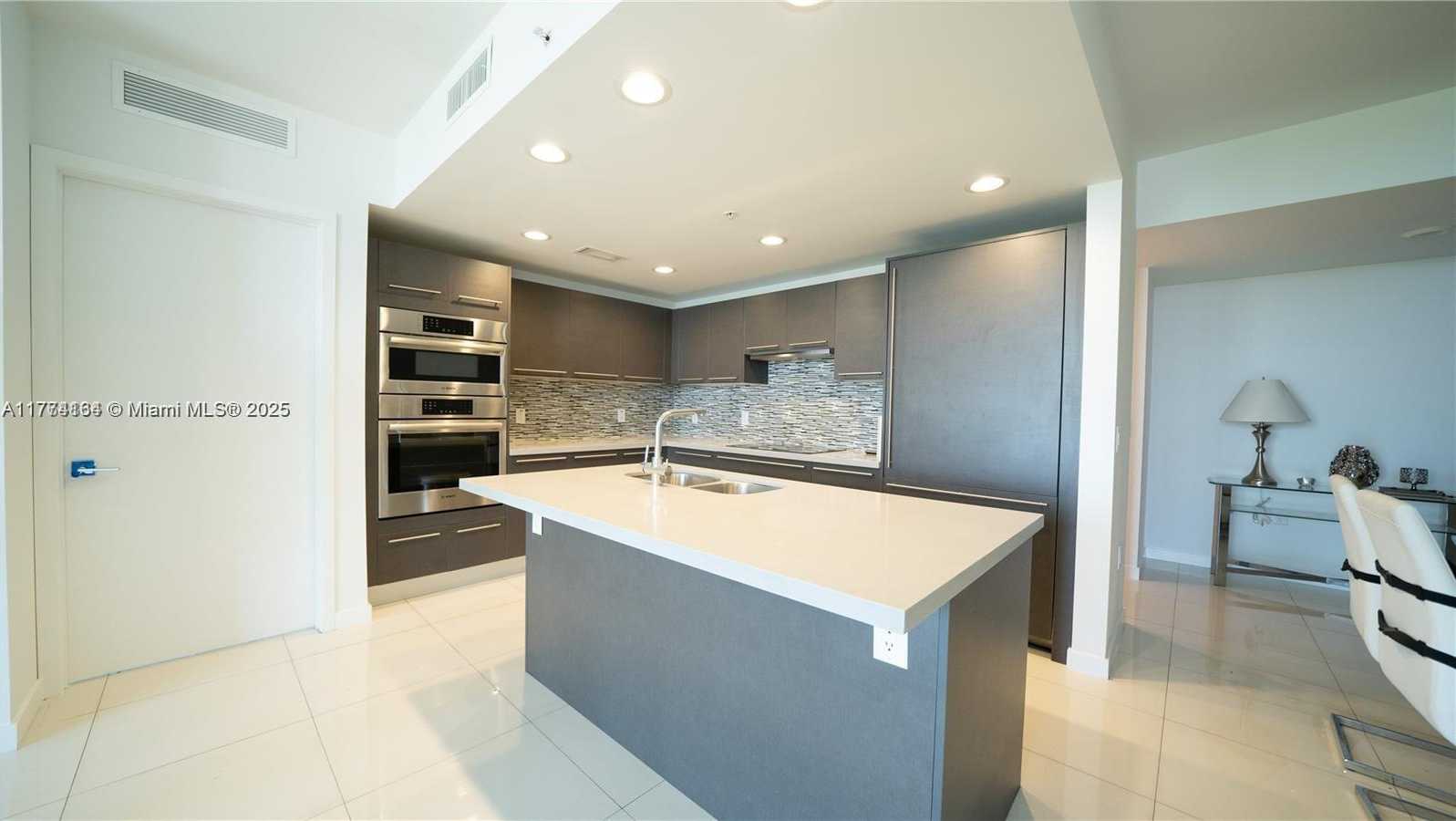 Small Image of 6740 NORTH WEST 114TH AVE #702, Doral Number 32