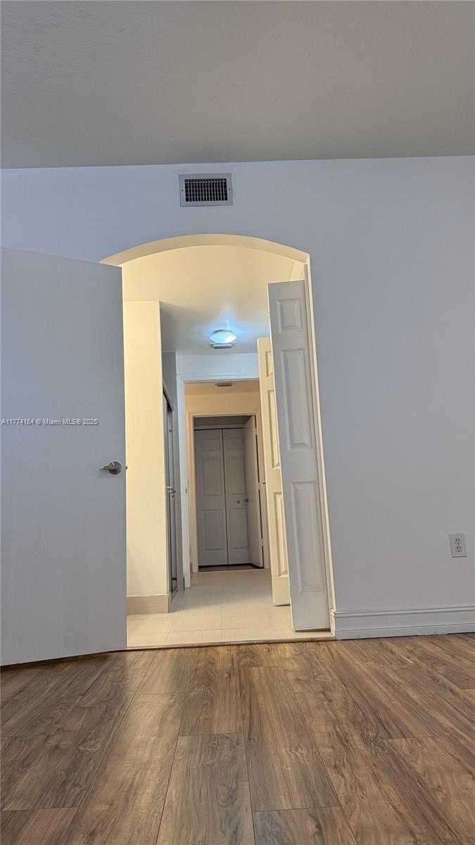 Small Image of 6740 NORTH WEST 114TH AVE #702, Doral Number 43