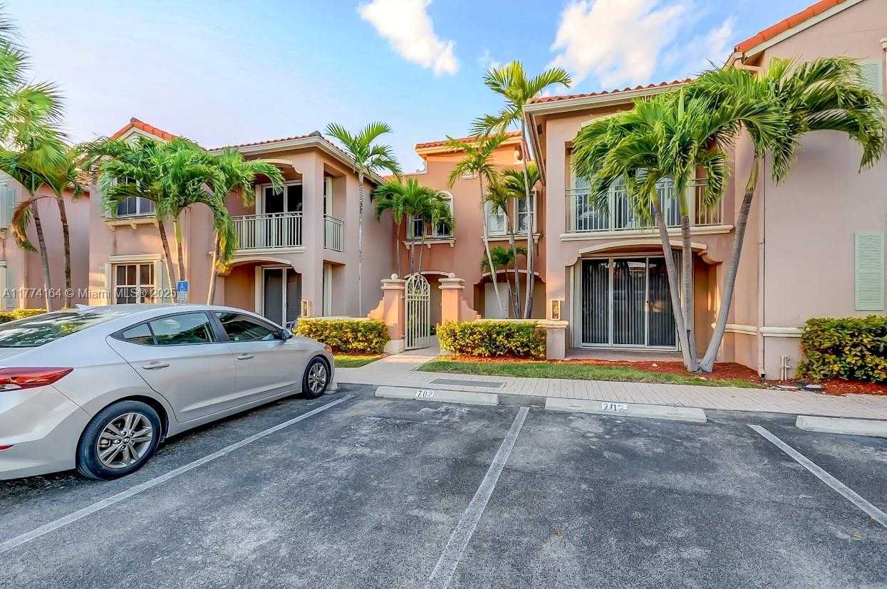 Small Image of 6740 NORTH WEST 114TH AVE #702, Doral Number 7