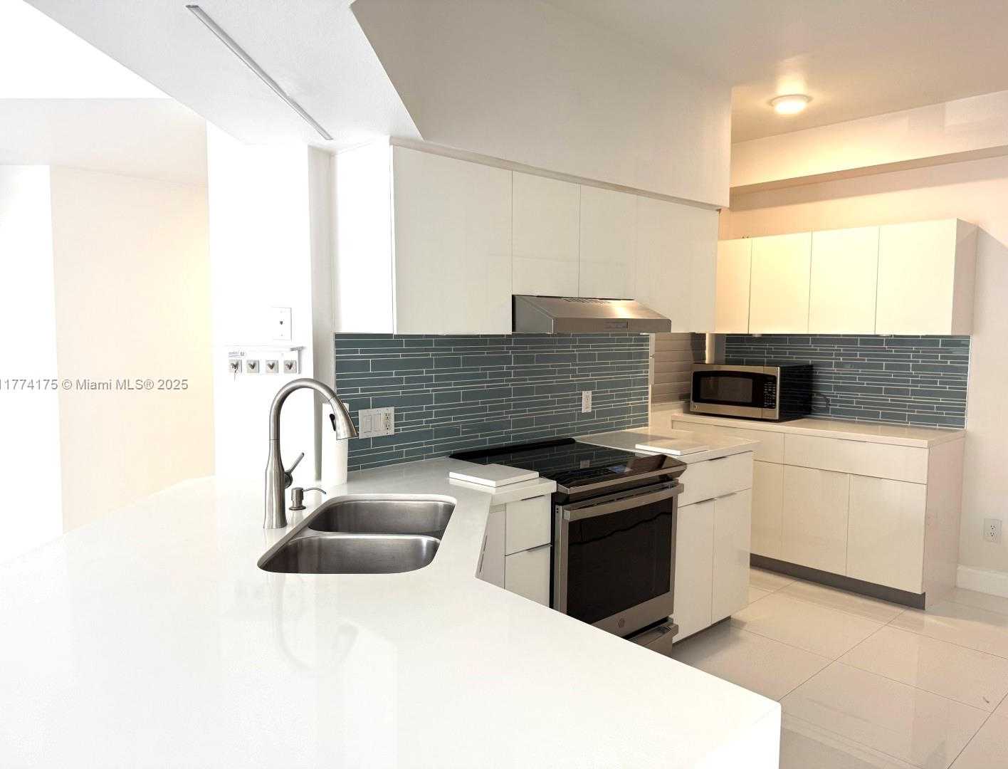 Small Image of 3145 NORTH EAST 184TH ST #5204, Aventura Number 27