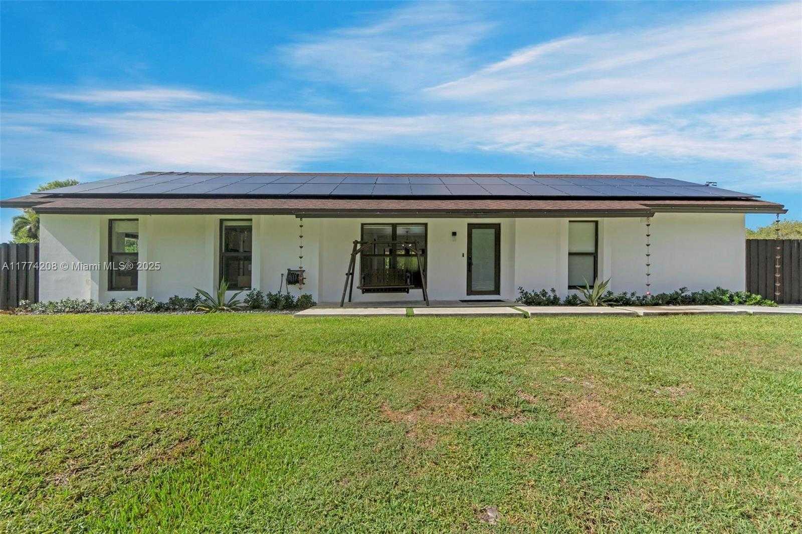 Small Image of 8840 SOUTH WEST 181ST TER, Palmetto Bay Number 25
