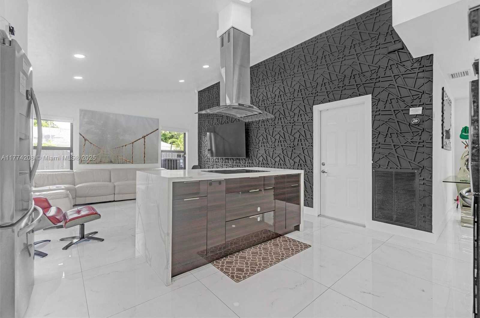 Small Image of 8840 SOUTH WEST 181ST TER, Palmetto Bay Number 32