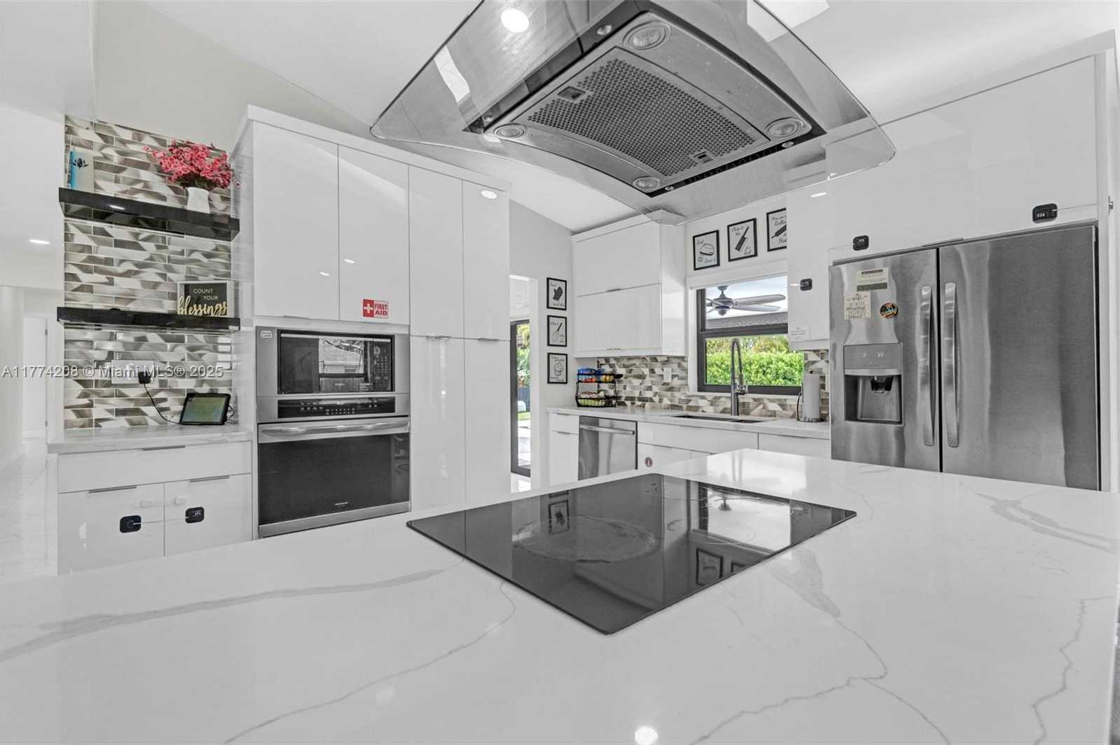 Small Image of 8840 SOUTH WEST 181ST TER, Palmetto Bay Number 33